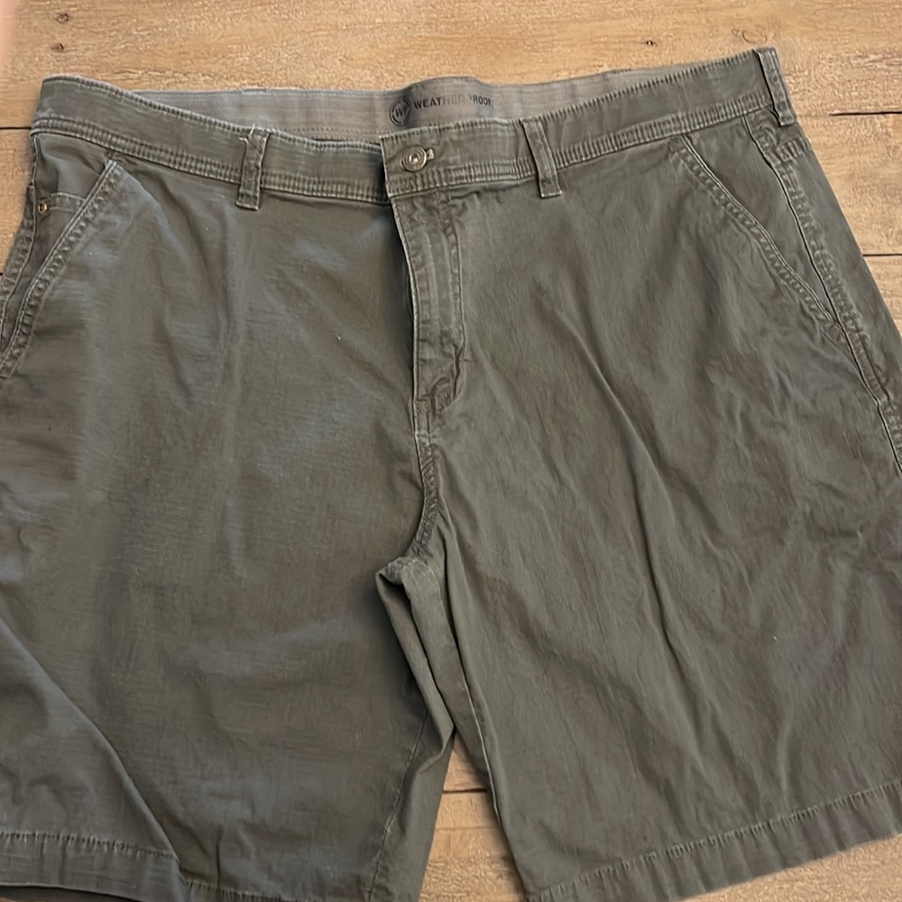 Weatherproof shorts, size 42